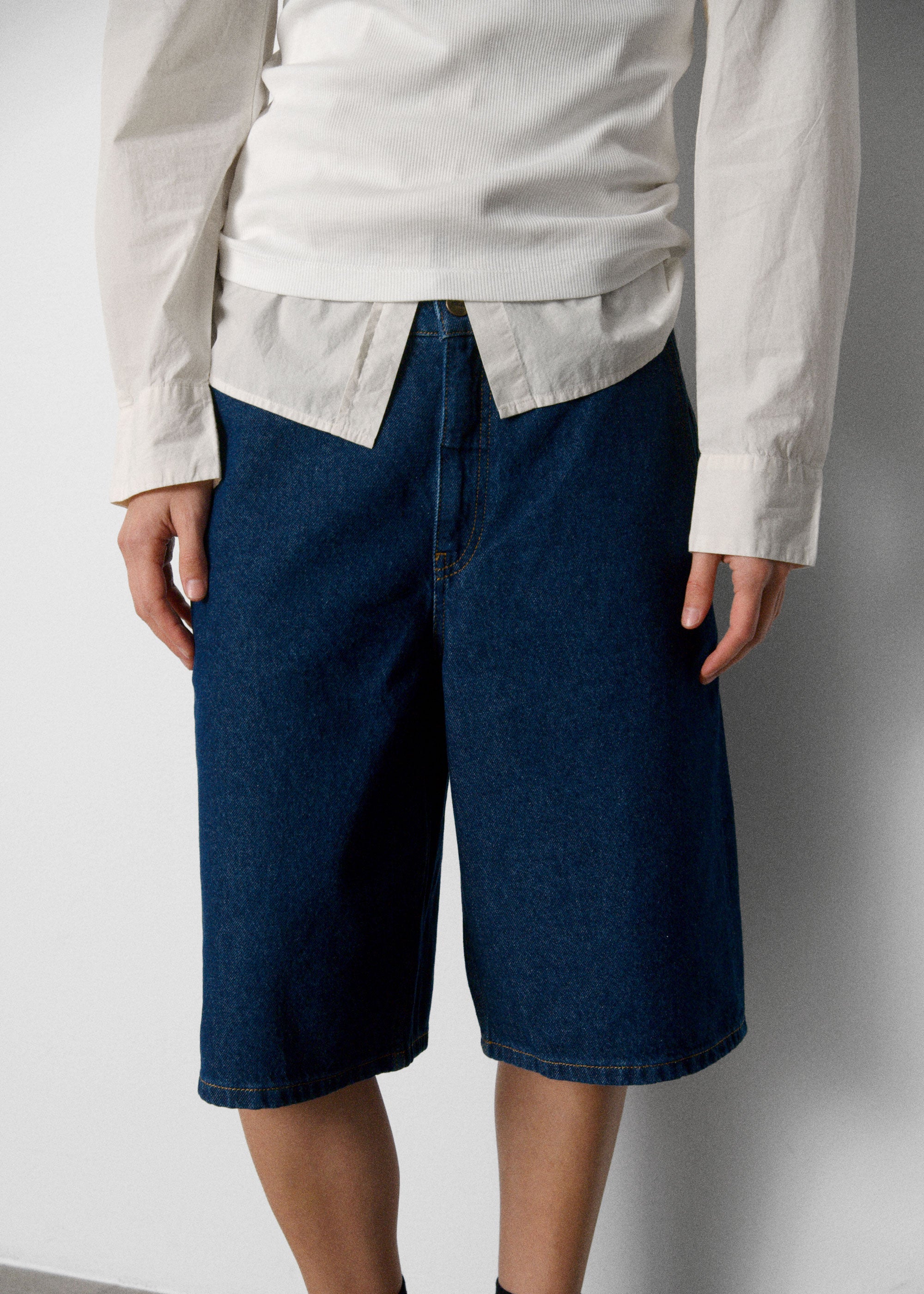 Carlo denim shorts | Mid Blue Shorts aiayu