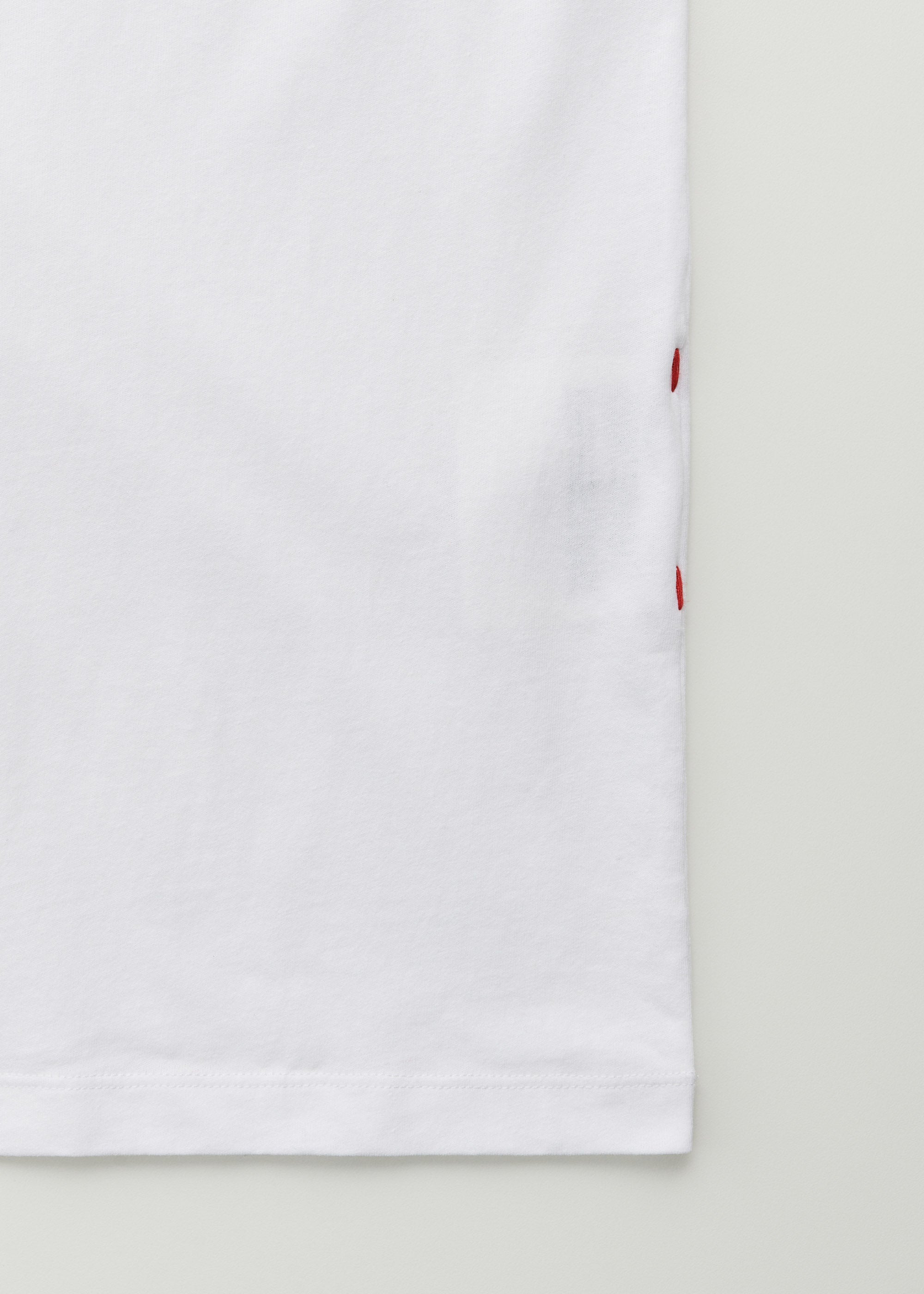 Classic circular tee | White T-shirt aiayu