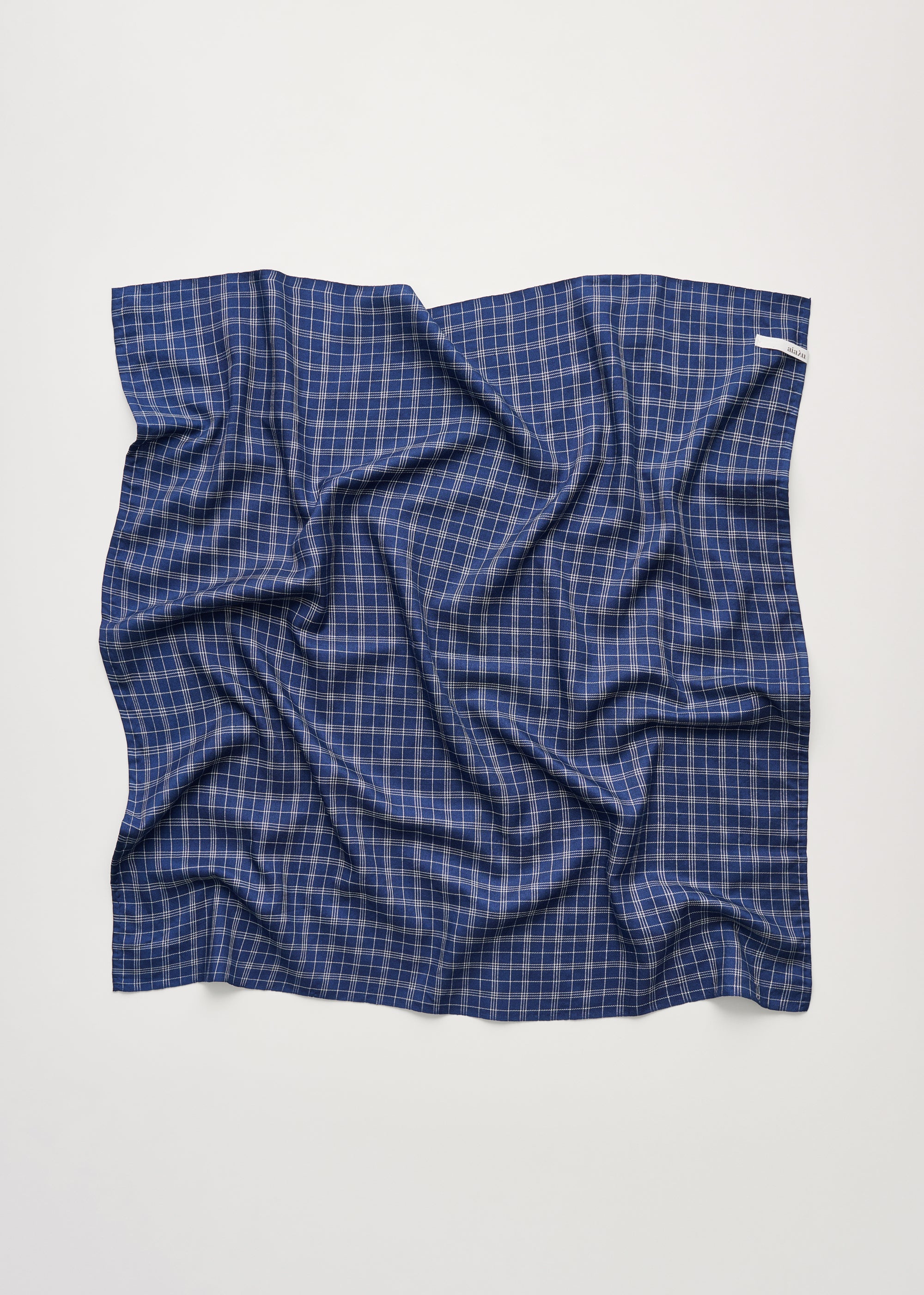 Colton scarf – silk | Mix Navy Scarf aiayu