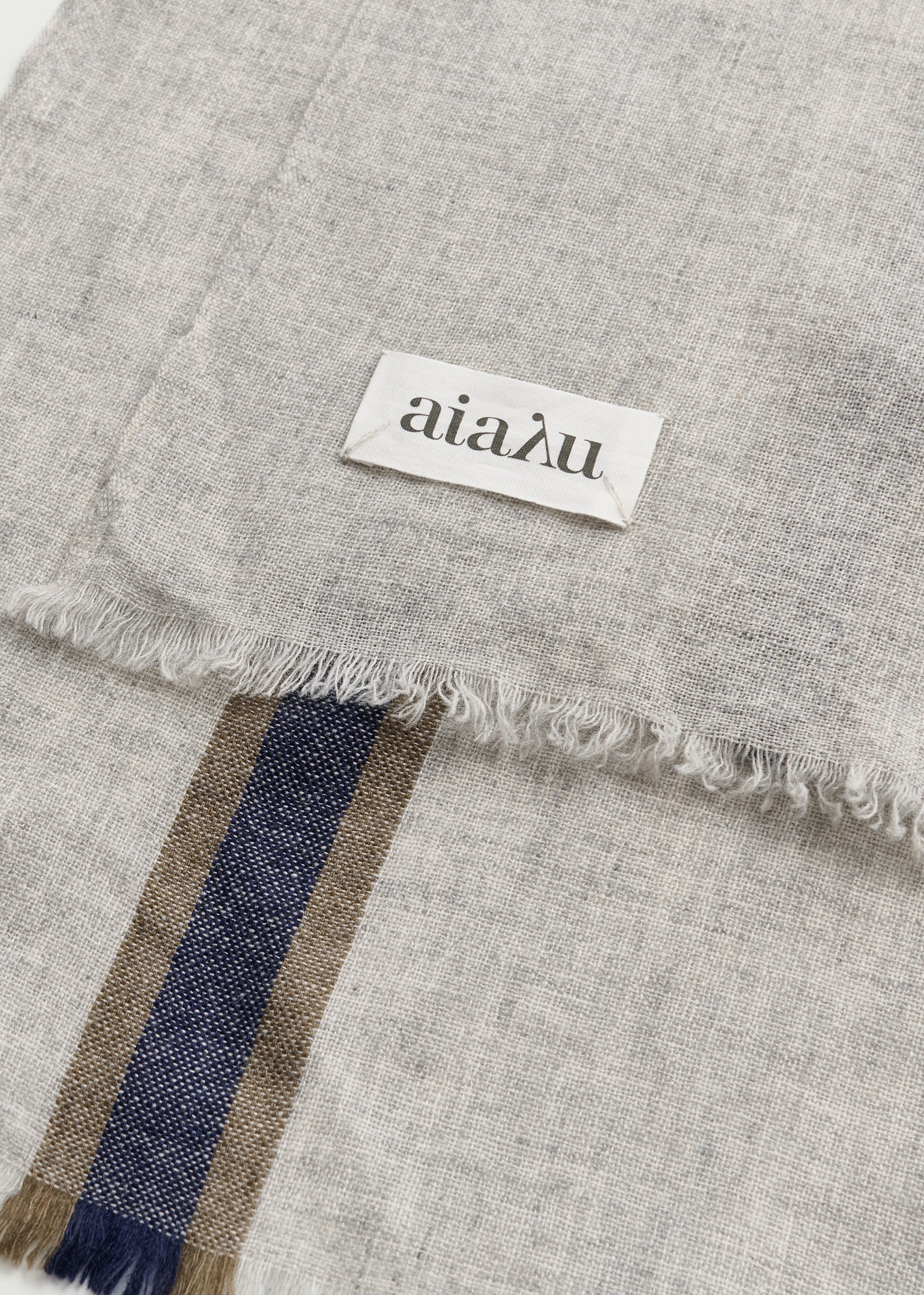 Ema scarf – cashmere | Light Grey Melange Scarf aiayu