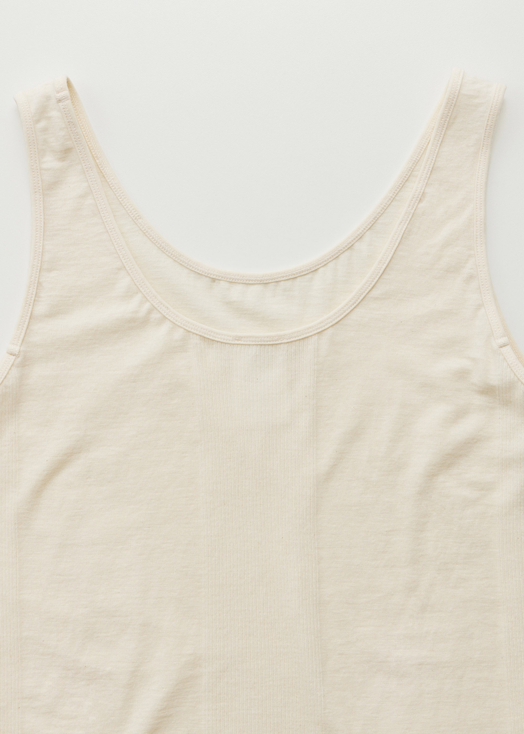 Gentle tank – cashmere | Pure Ecru Top aiayu
