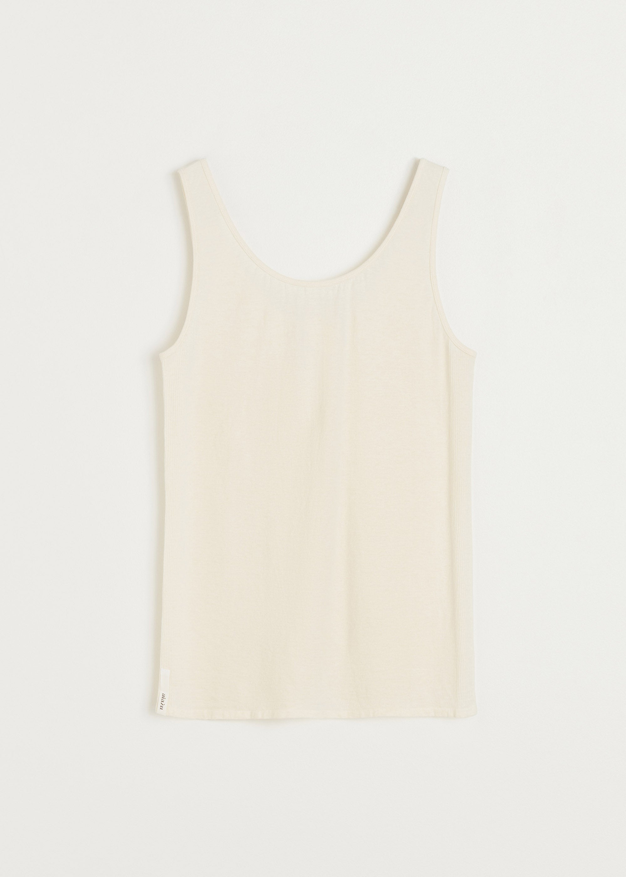 Gentle tank – cashmere | Pure Ecru Top aiayu
