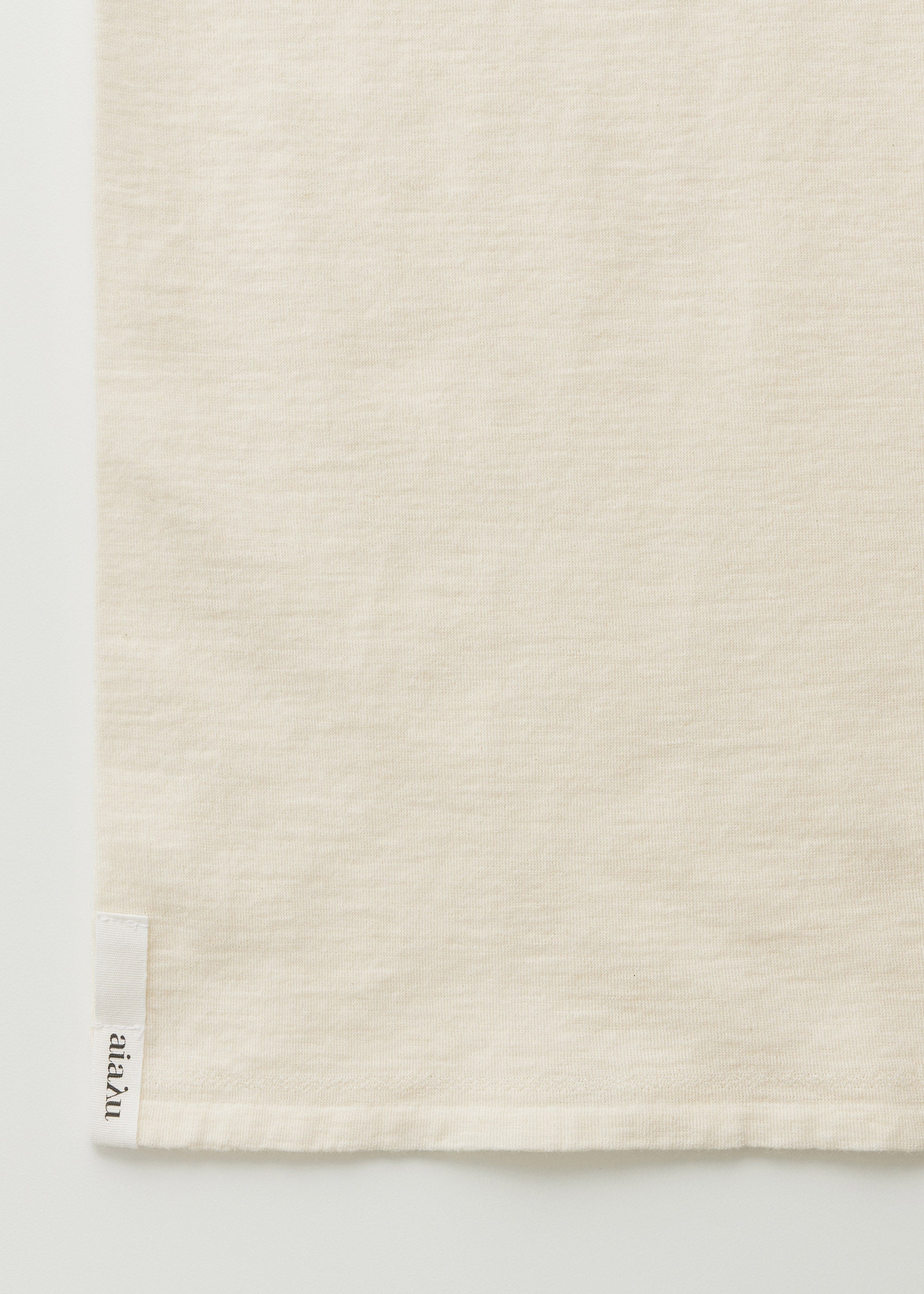 Gentle tee – cashmere | Pure Ecru Blouse aiayu