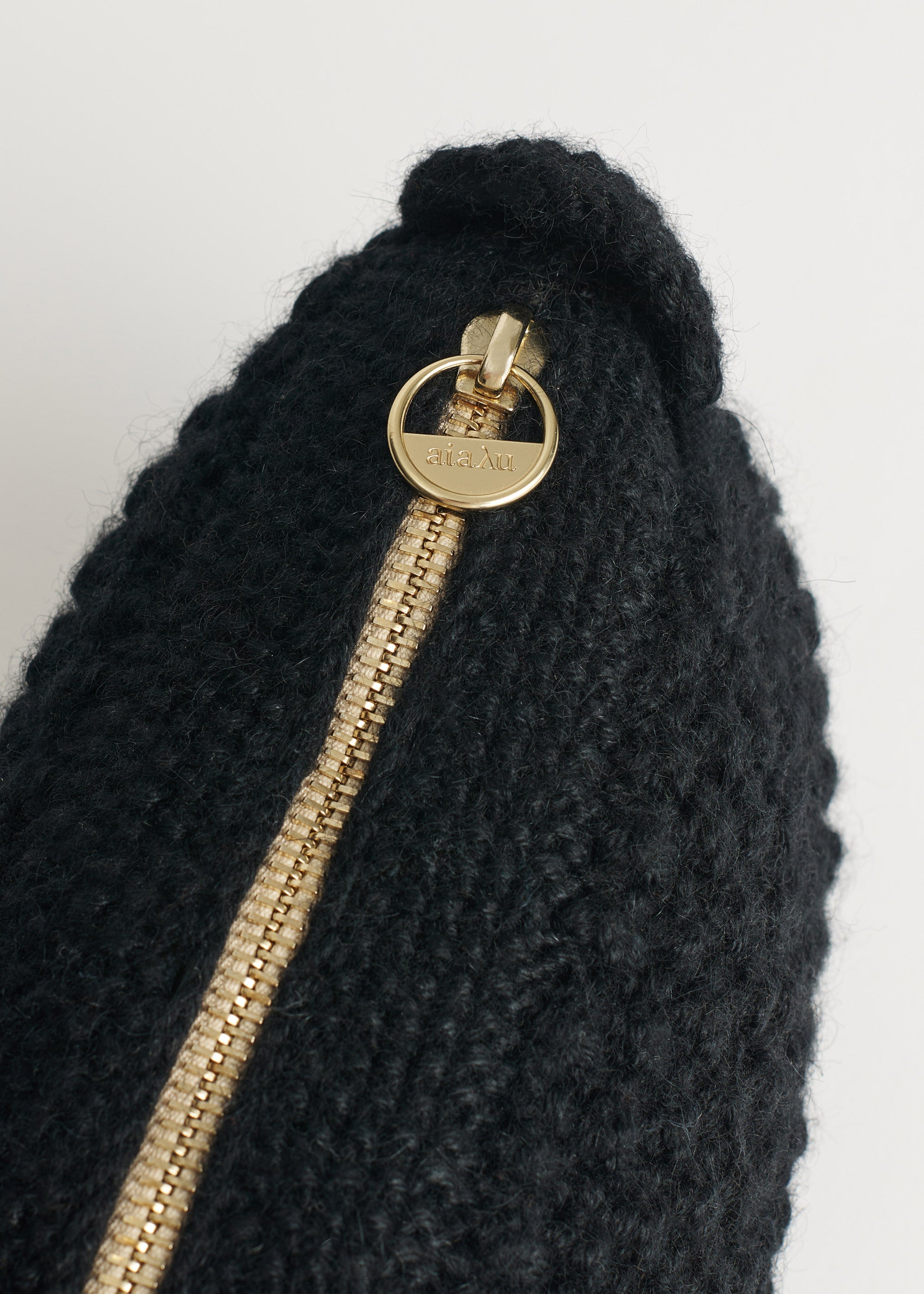 Helen chain classic bag | Black Purse aiayu