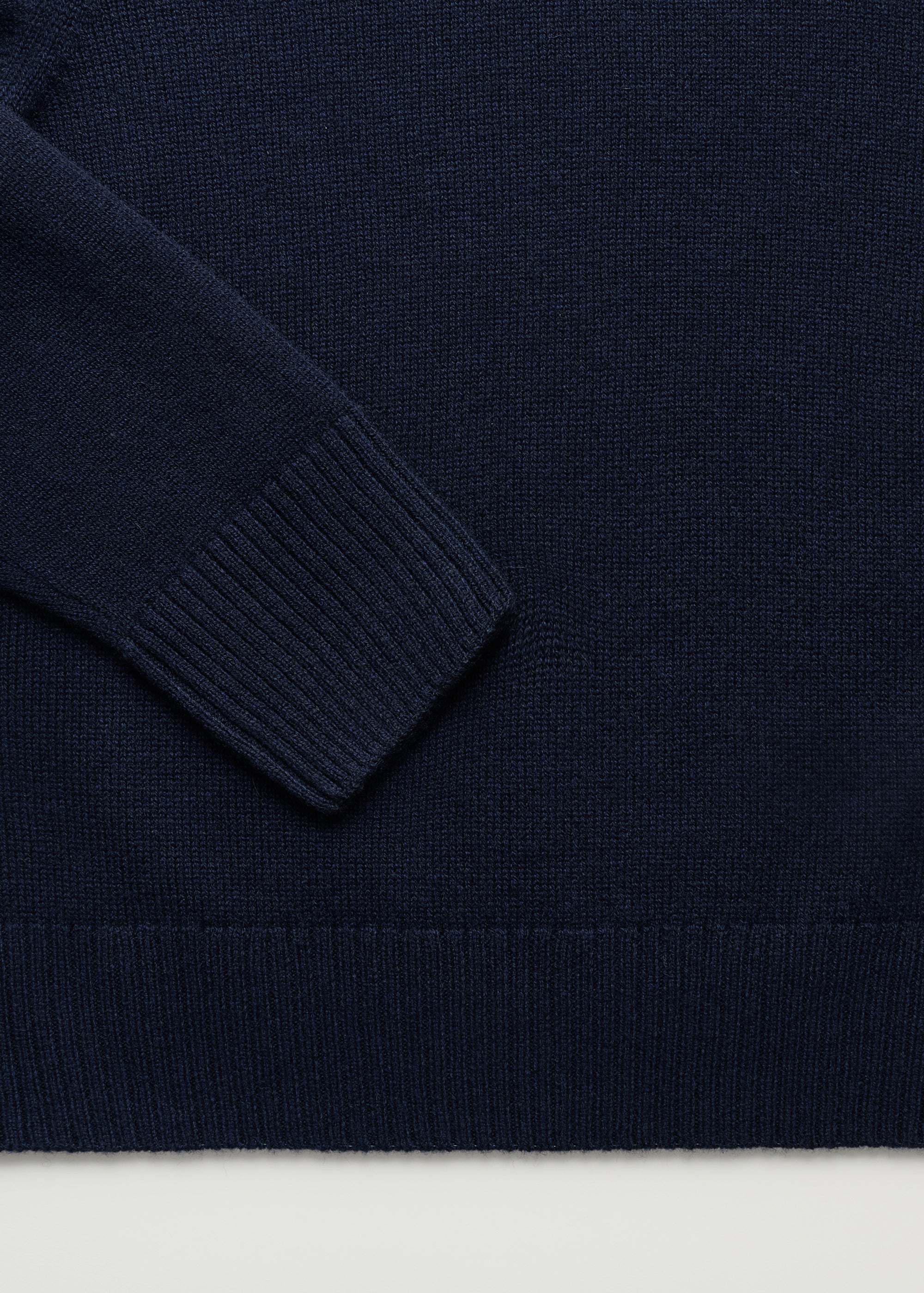 Inga sweater – pure cashmere | Black Blue Sweater aiayu