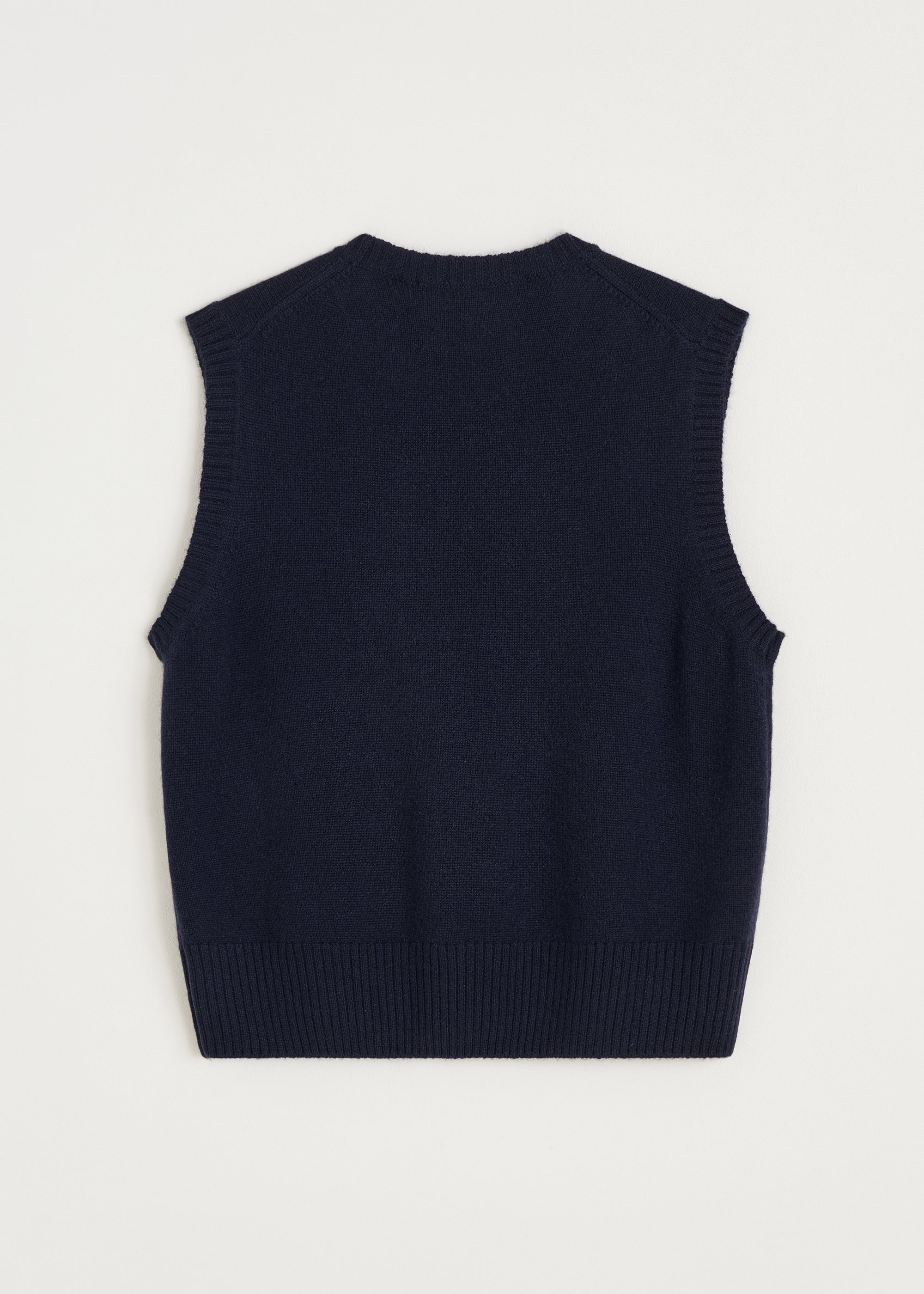 Ingeborg vest – pure cashmere | Black Blue Vest aiayu