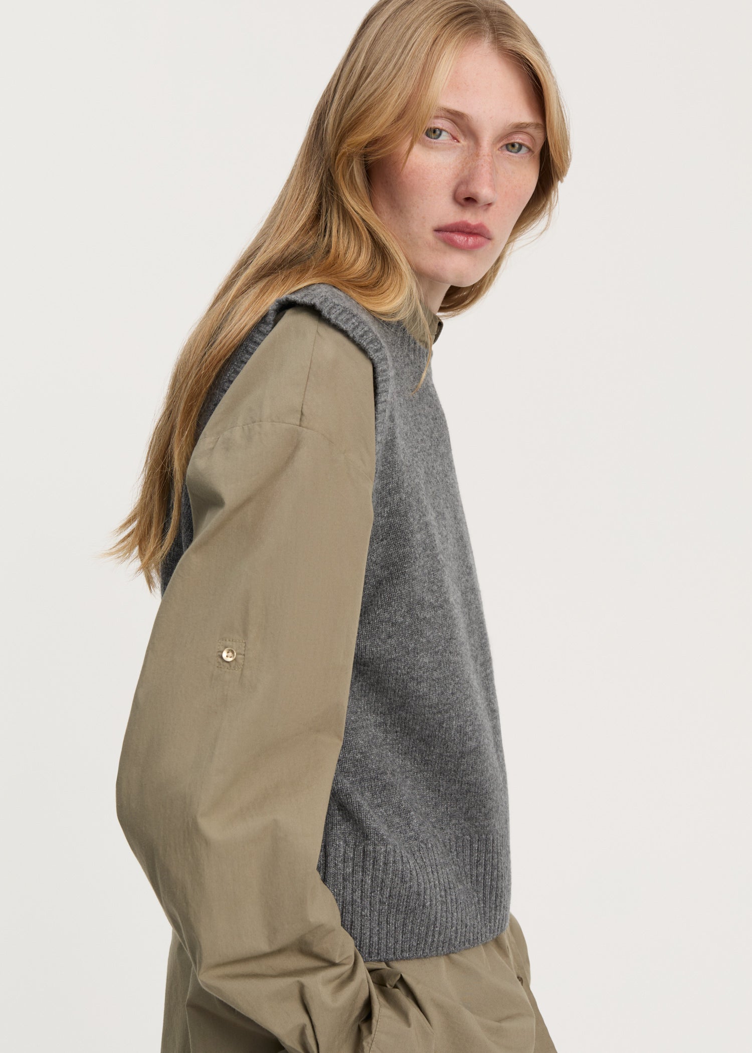 Ingeborg vest – pure cashmere | Stormy Vest aiayu