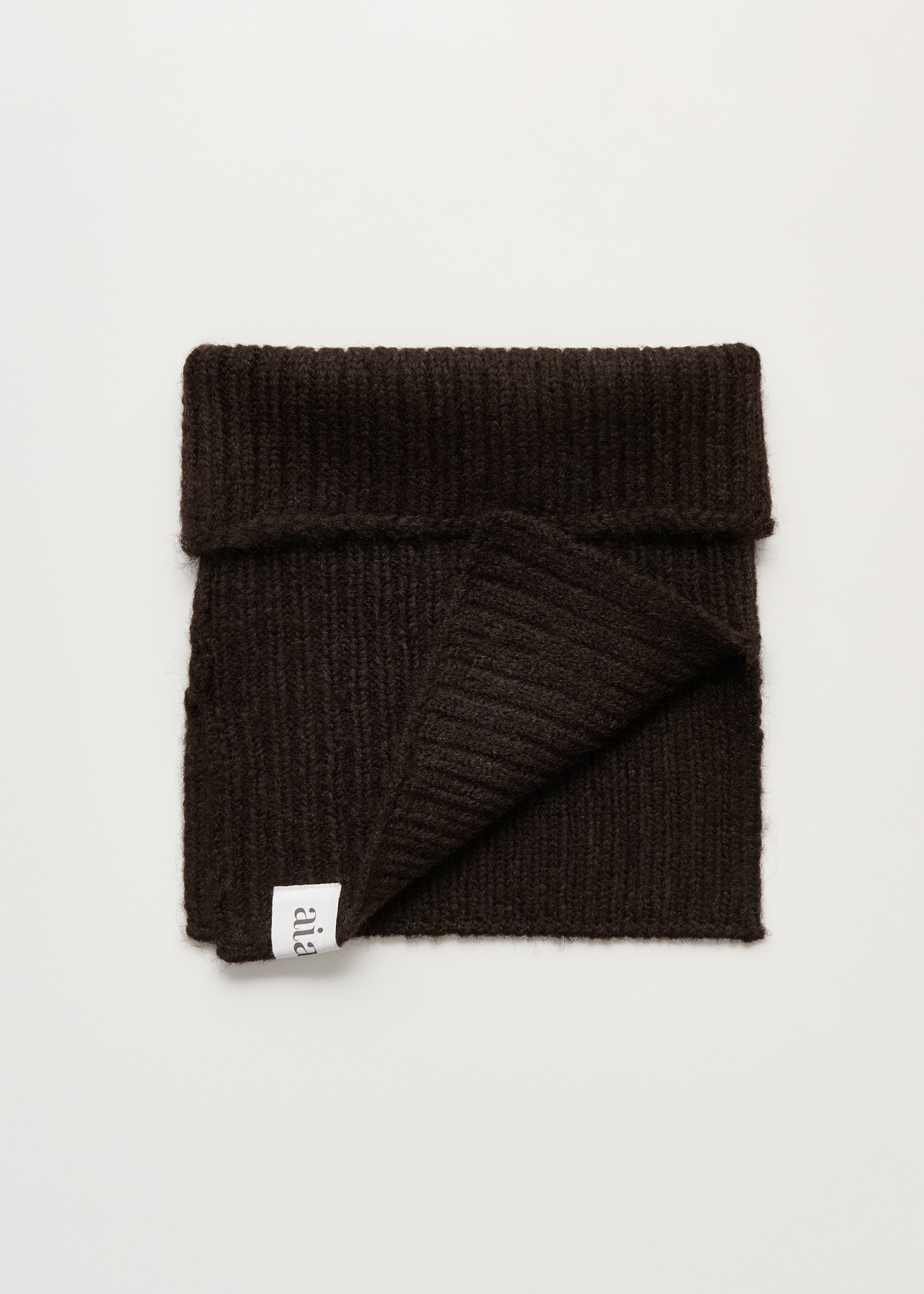 Nellie neck warmer | Pure Chocolate Scarf aiayu