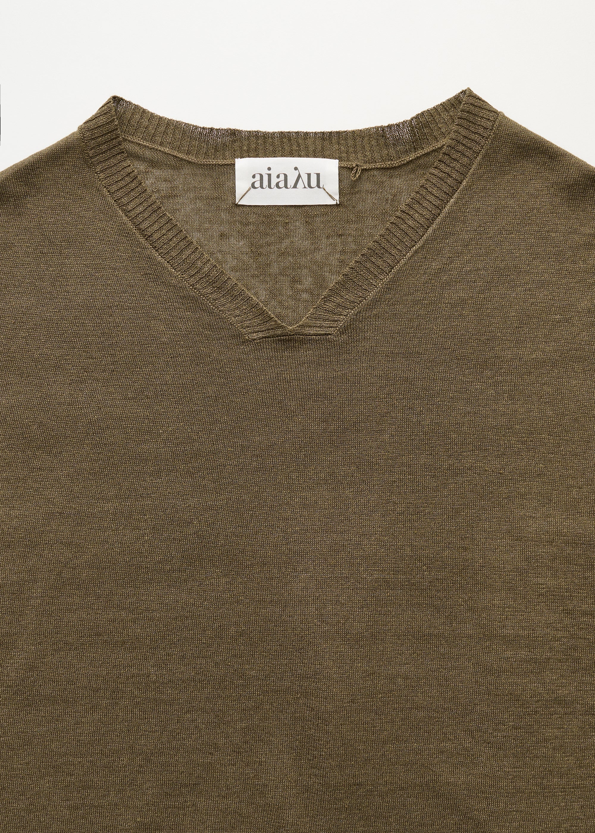 Priti vest – linen | Green Wood Vest aiayu