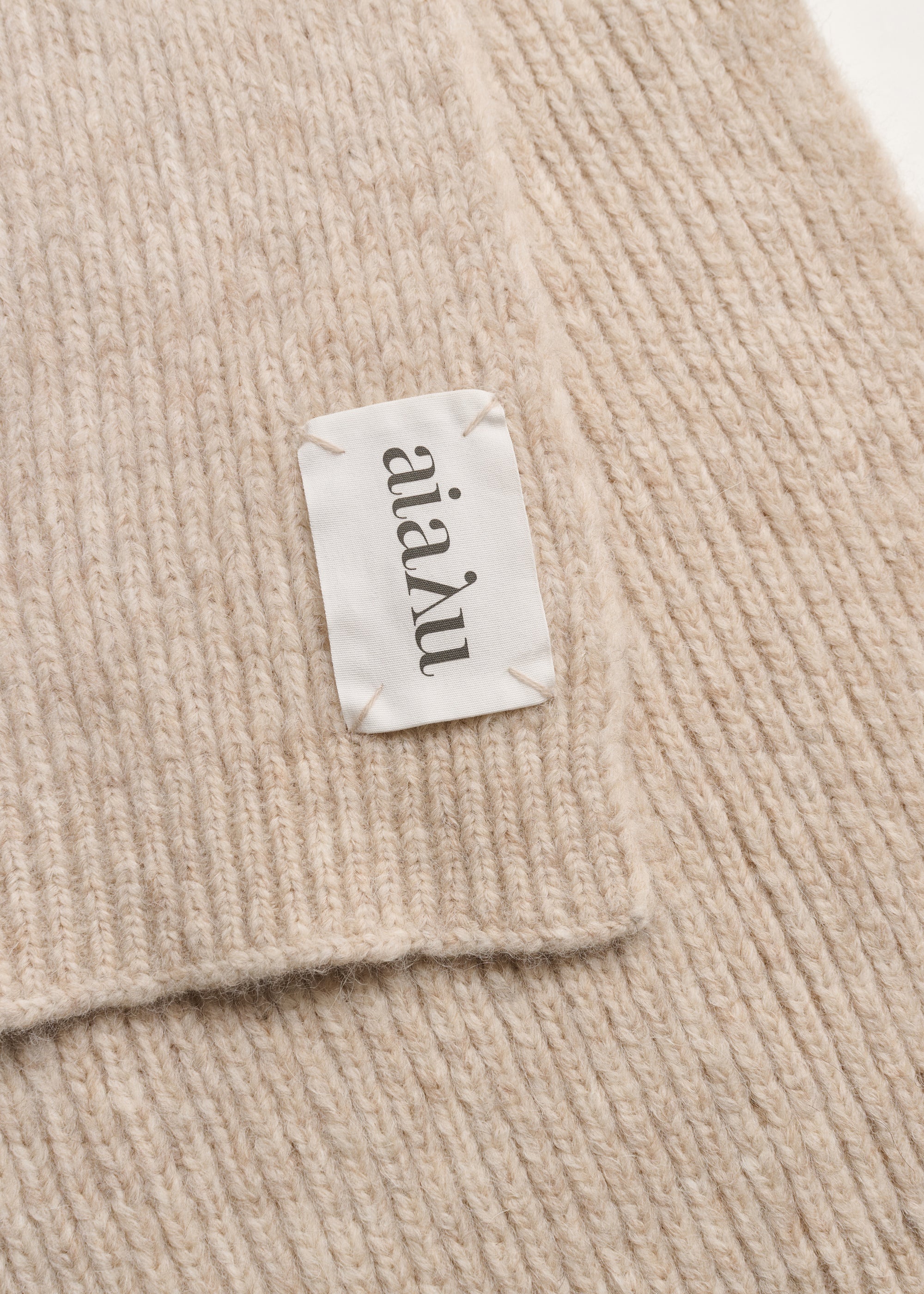 William scarf – wool | Pure Beige Scarf aiayu
