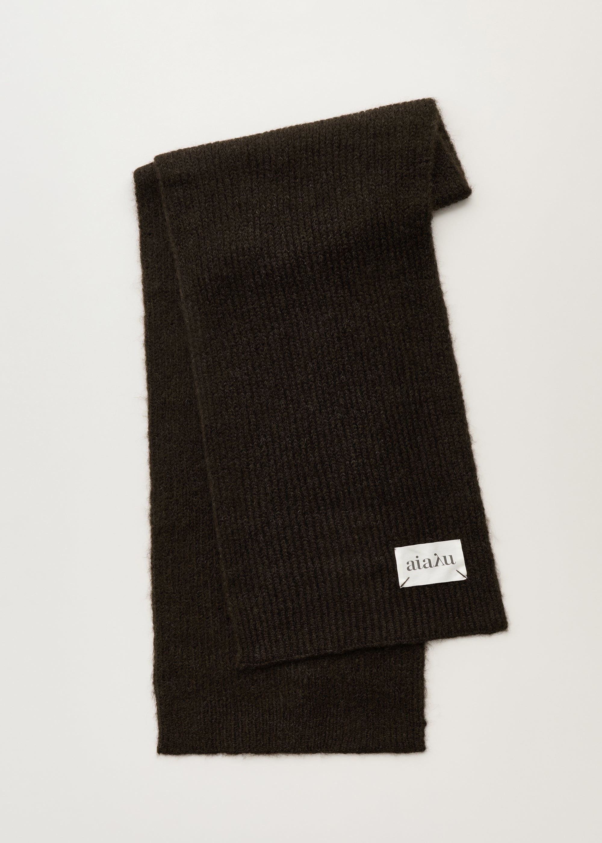 William scarf – wool | Pure Chocolate Scarf aiayu