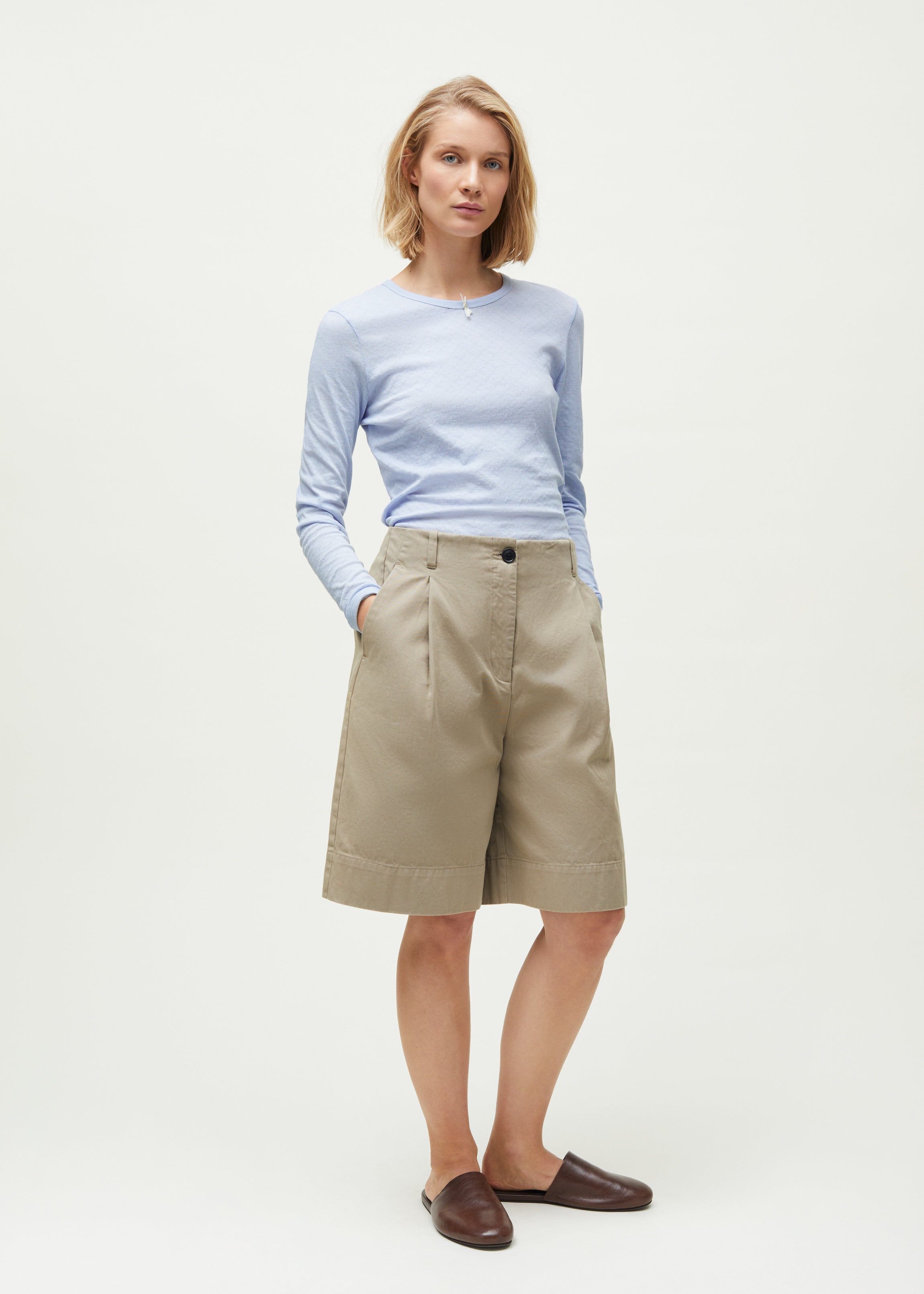 Willy shorts | Light Vintage Army Shorts aiayu