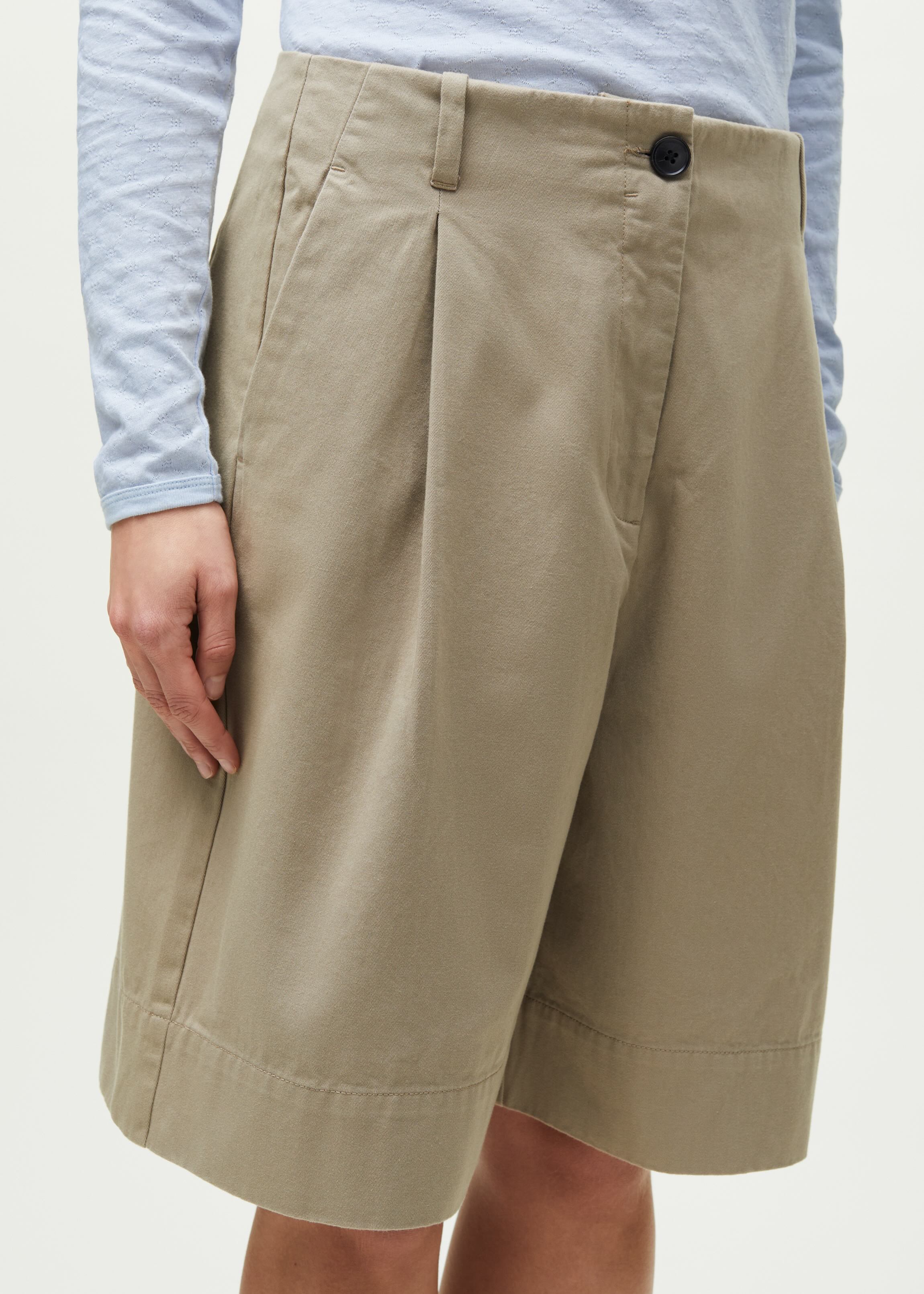 Willy shorts | Light Vintage Army Shorts aiayu