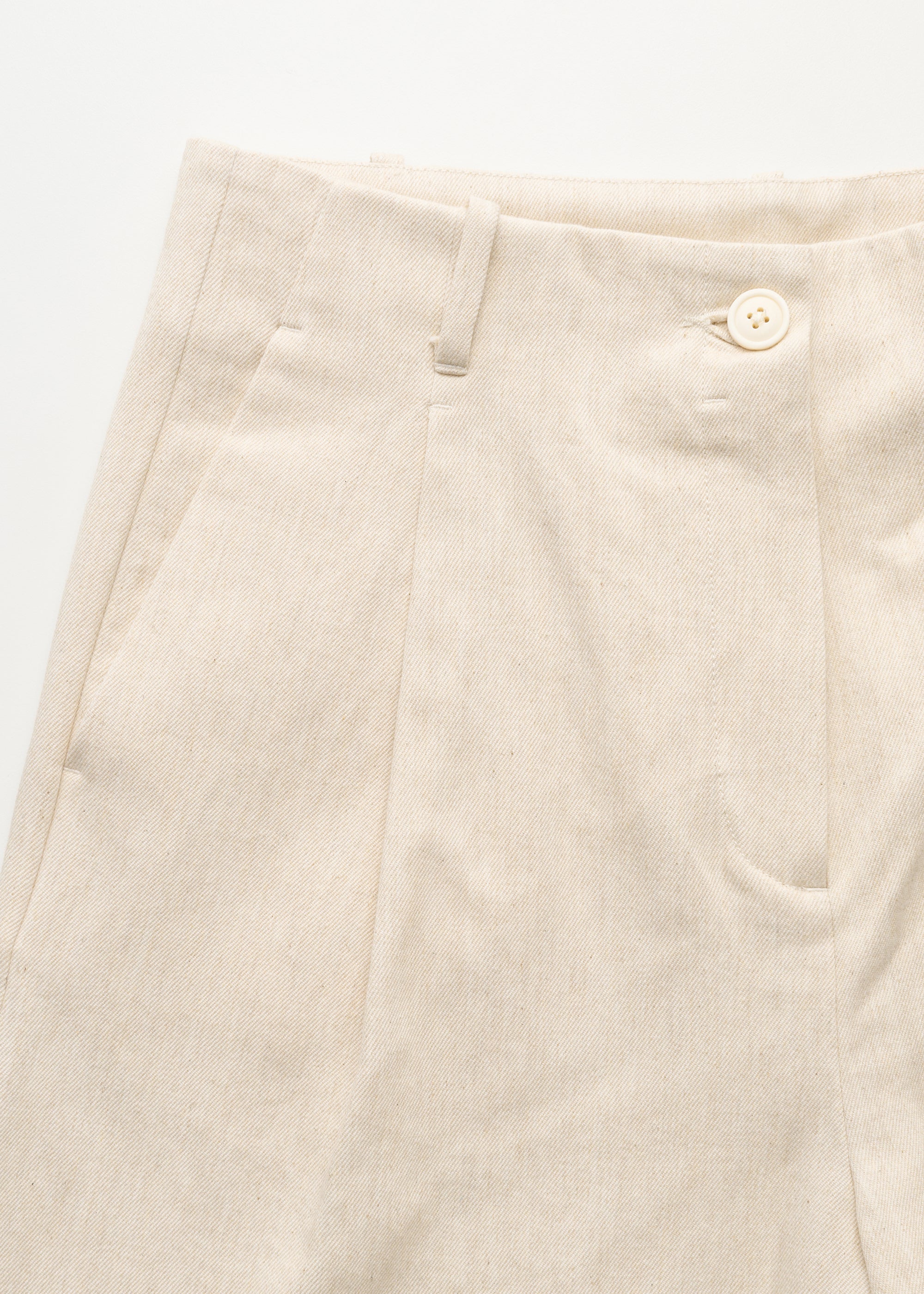 Willy shorts | Pure Sand Shorts aiayu