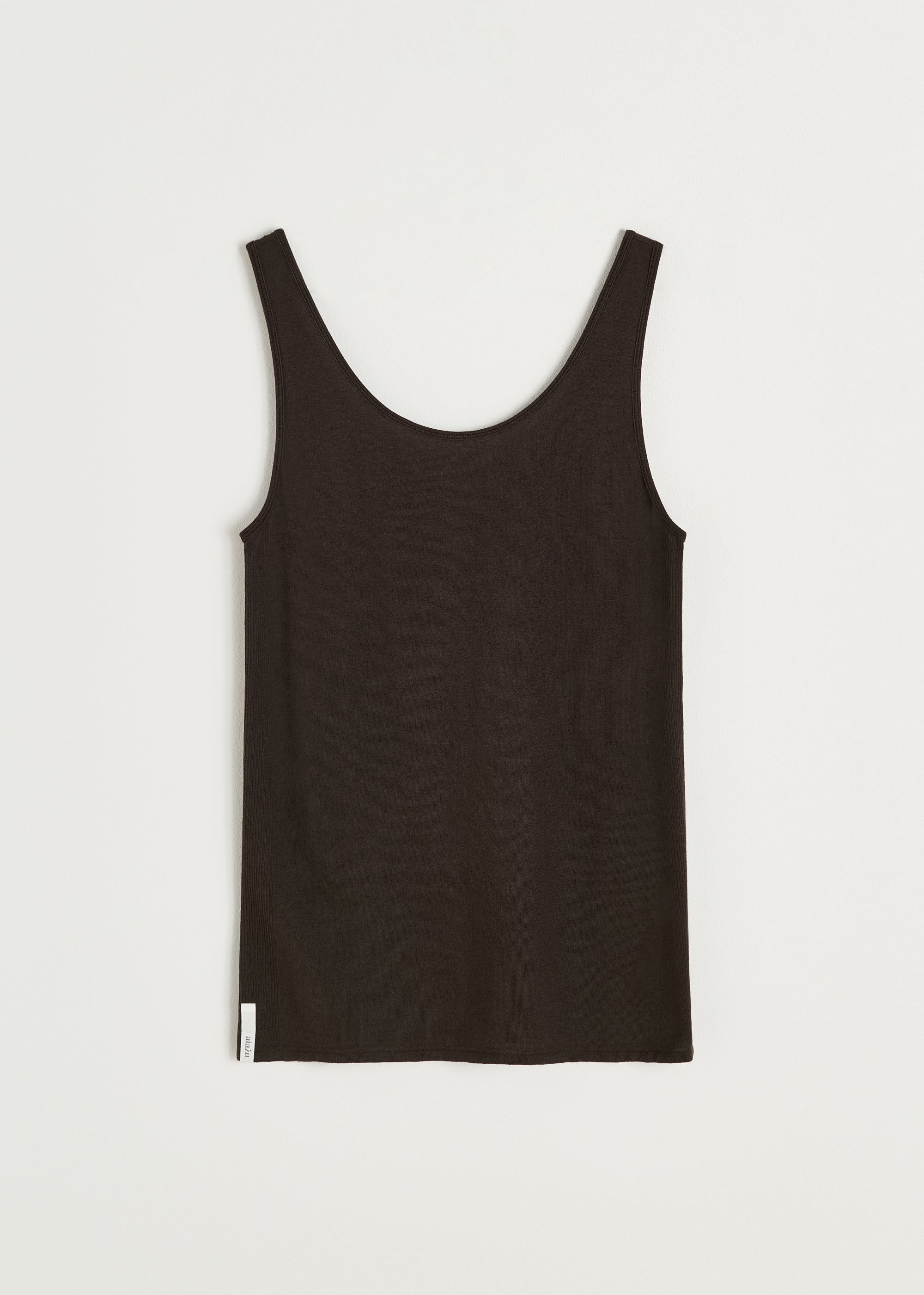 Gentle tank – cashmere | Dark Brown Top aiayu
