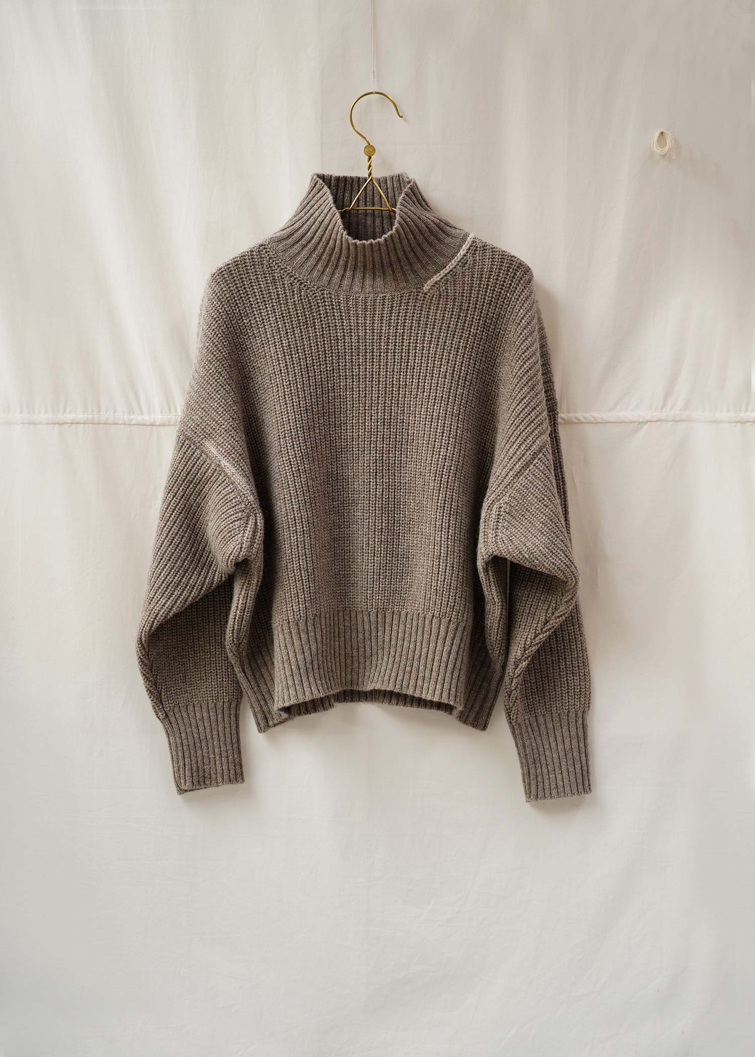 Hera wool sweater - mended | Pure Soil