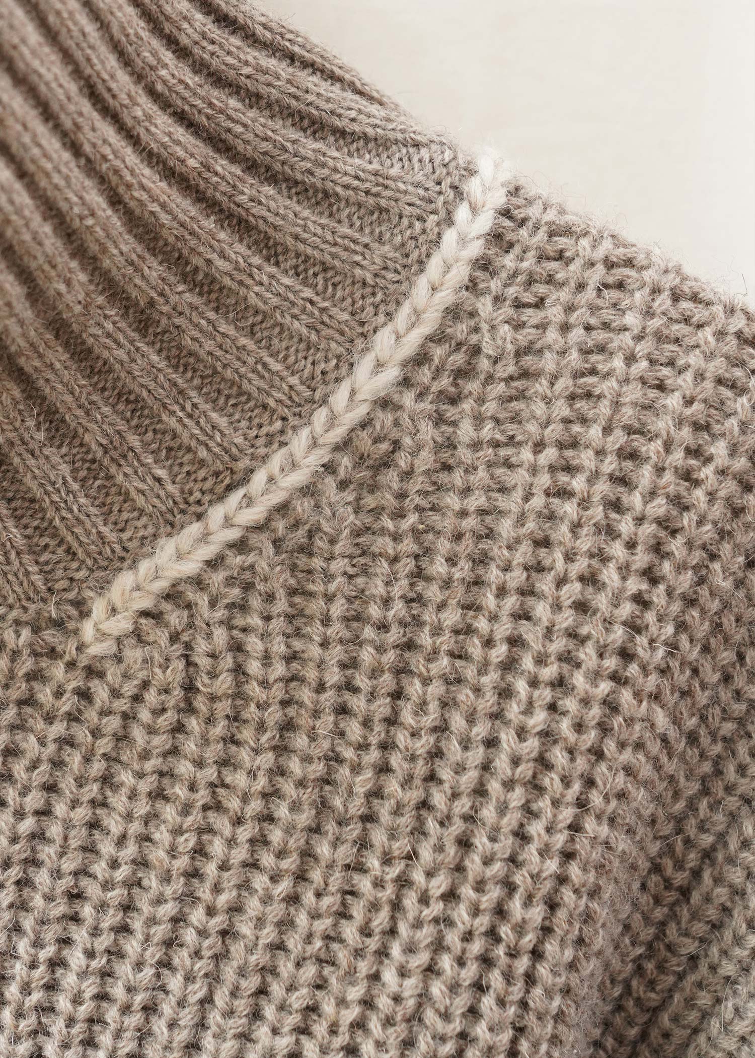 Hera wool sweater - mended | Pure Soil