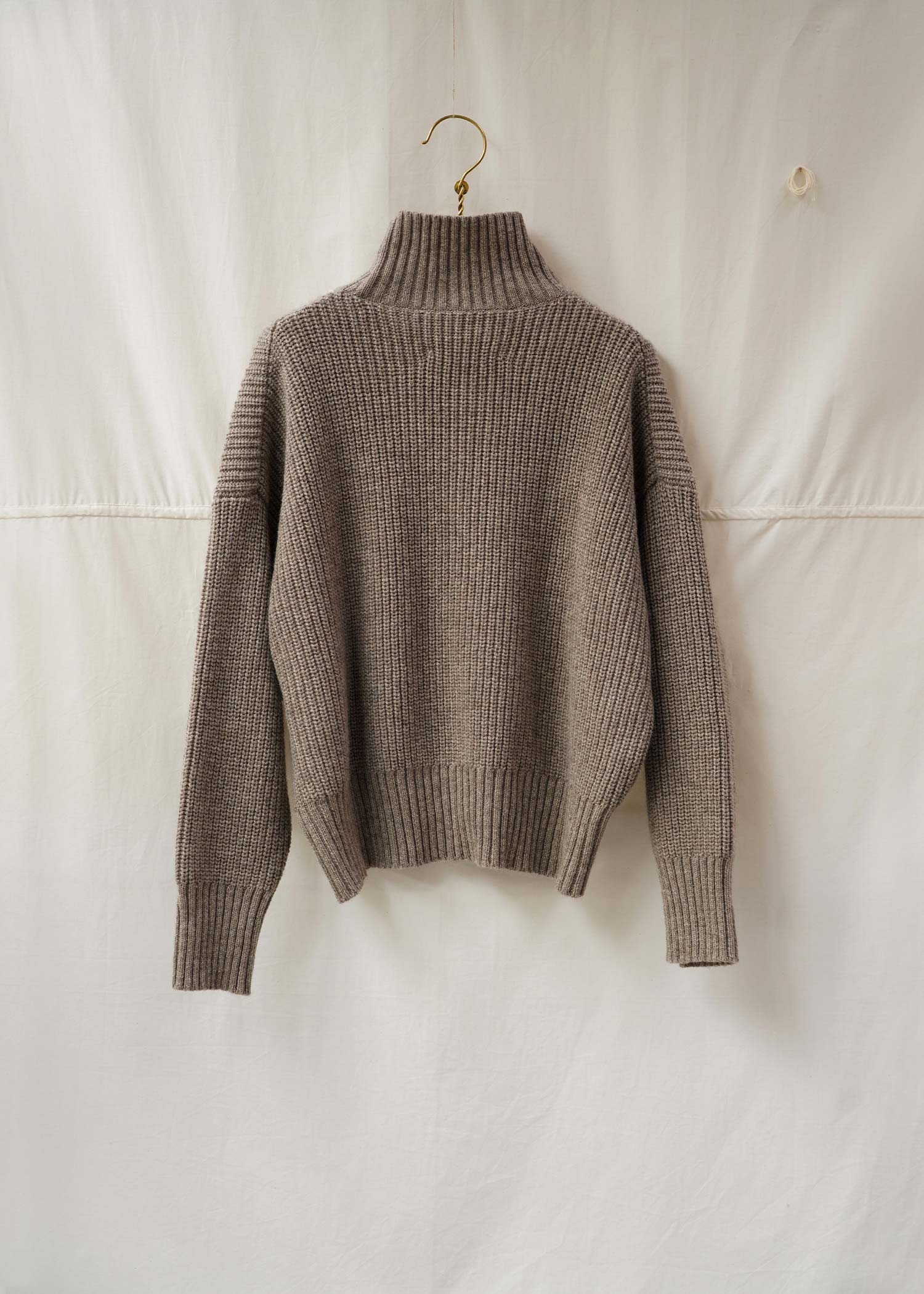 Hera wool sweater - mended | Pure Soil