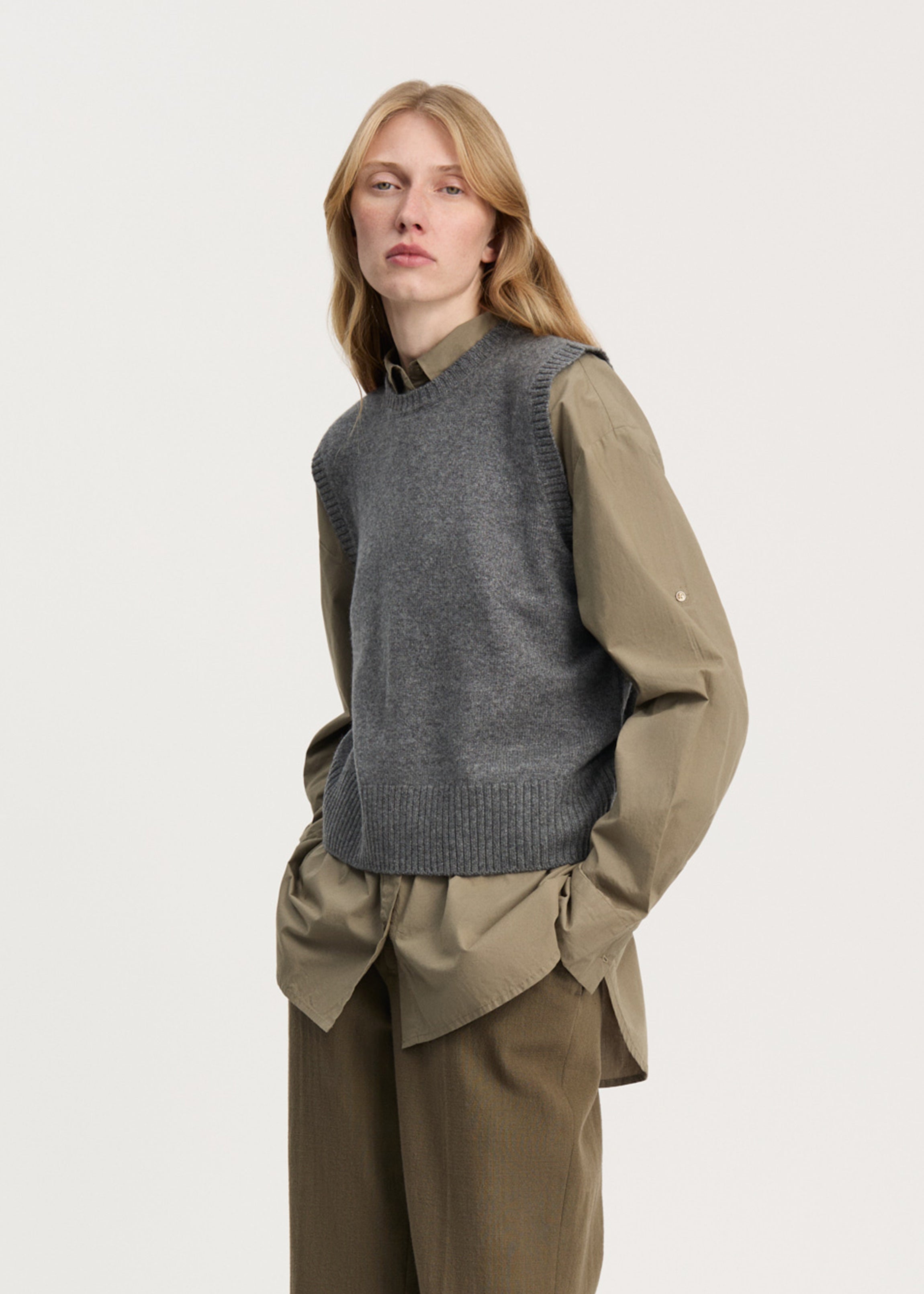 Ingeborg vest – pure cashmere | Stormy Vest aiayu