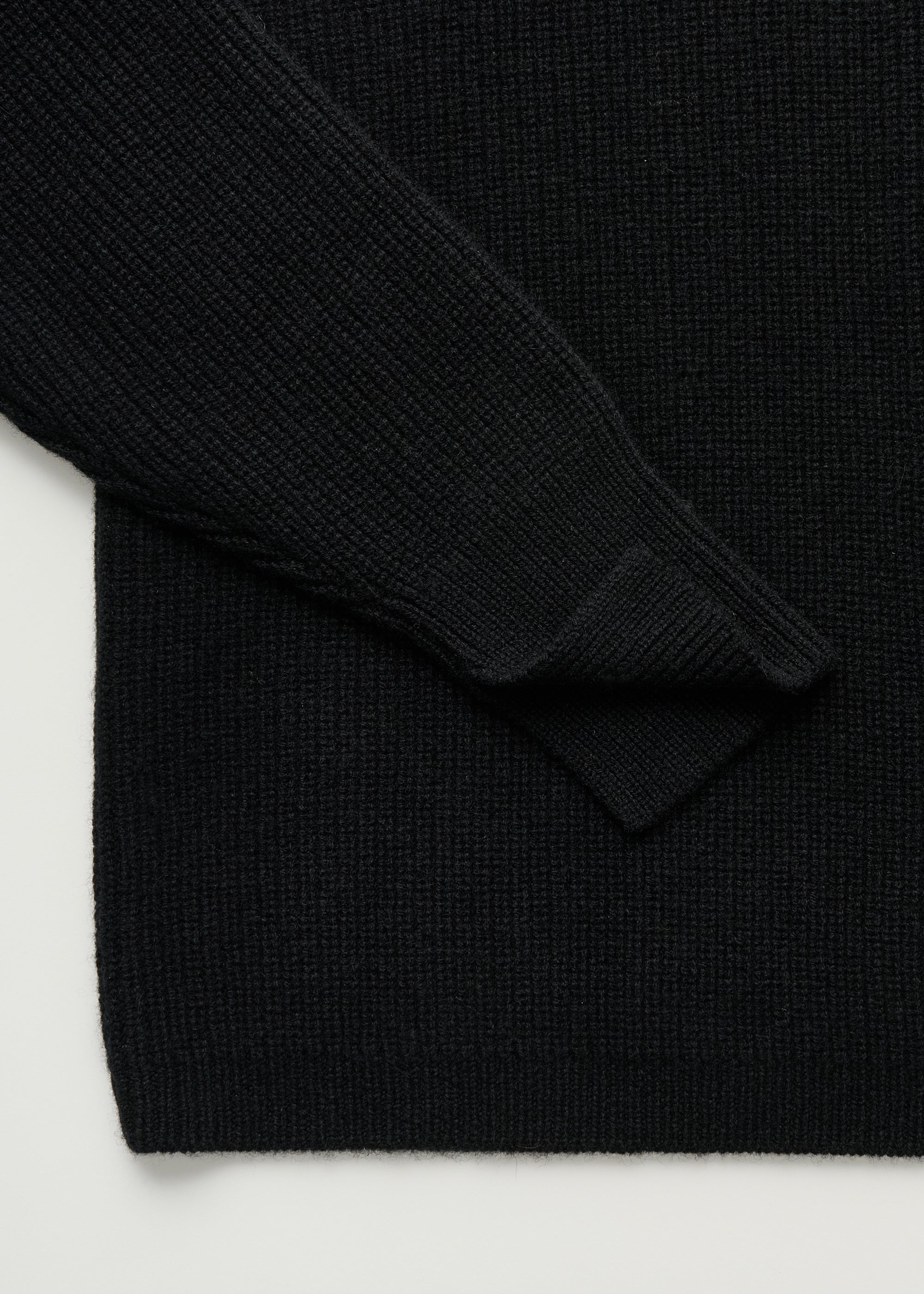 Jaxon sweater – cashmere | Black Sweater aiayu