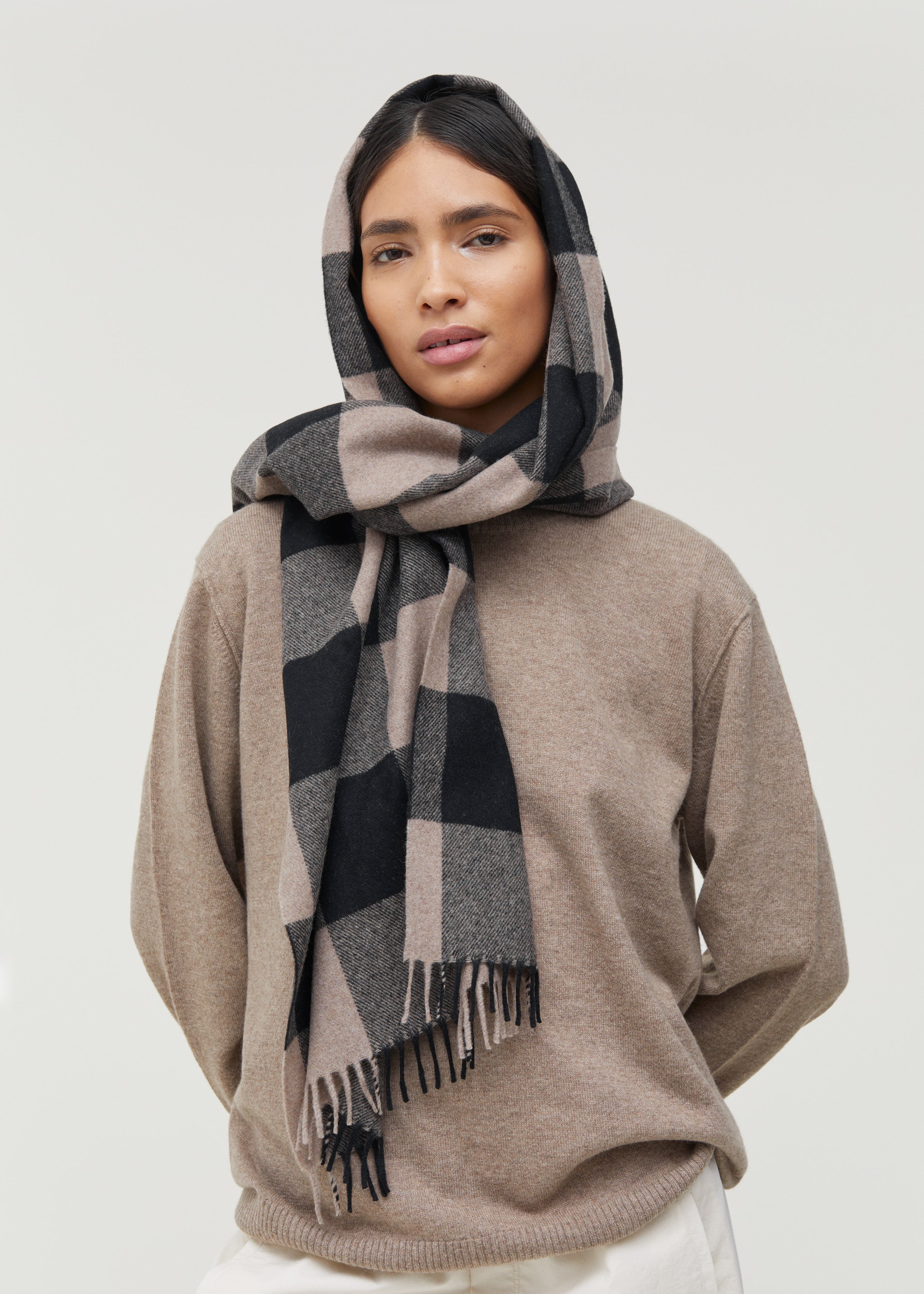 Kay wool scarf | Mix Black