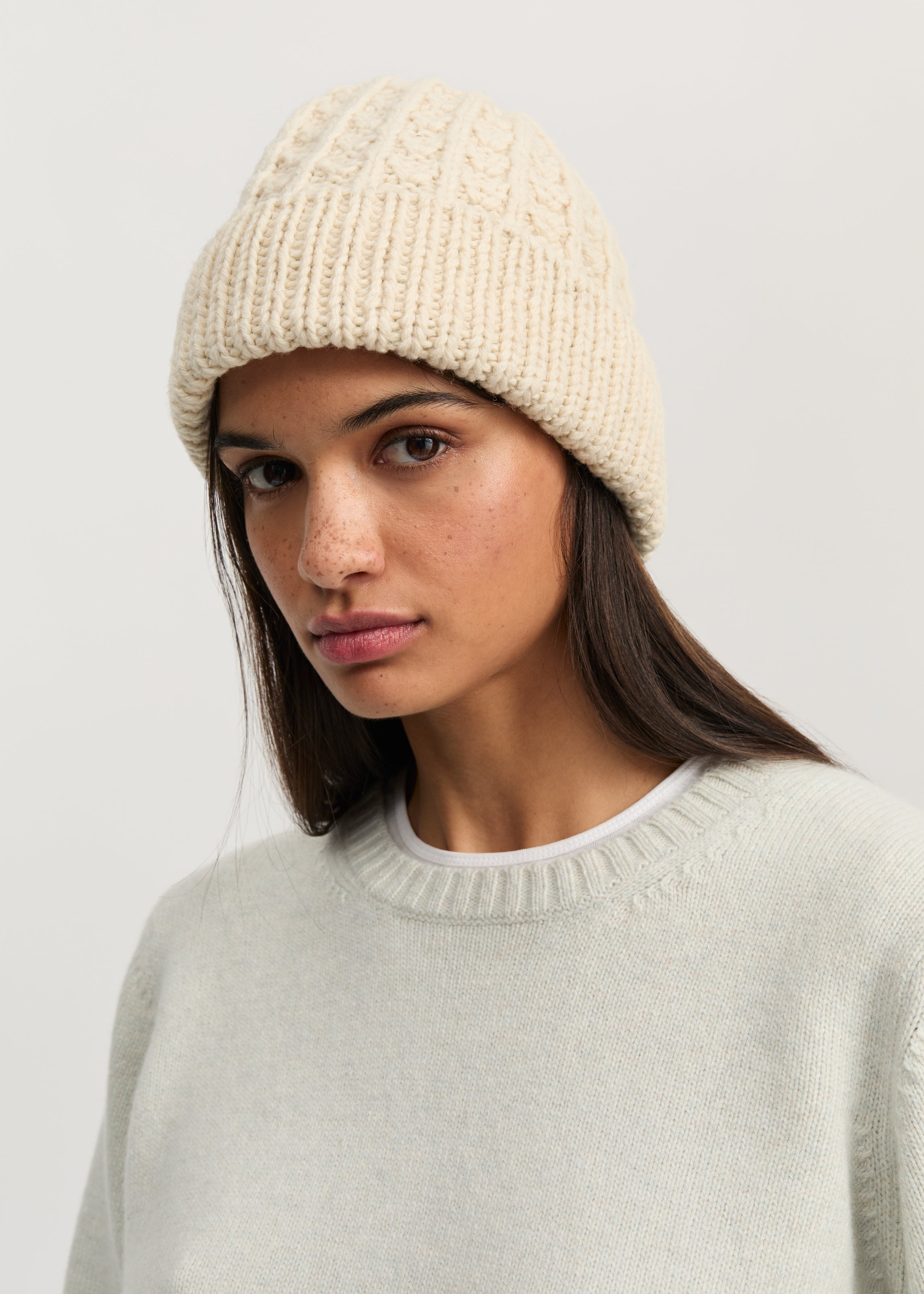 Koda beanie – highland wool | Pure ecru Hat aiayu