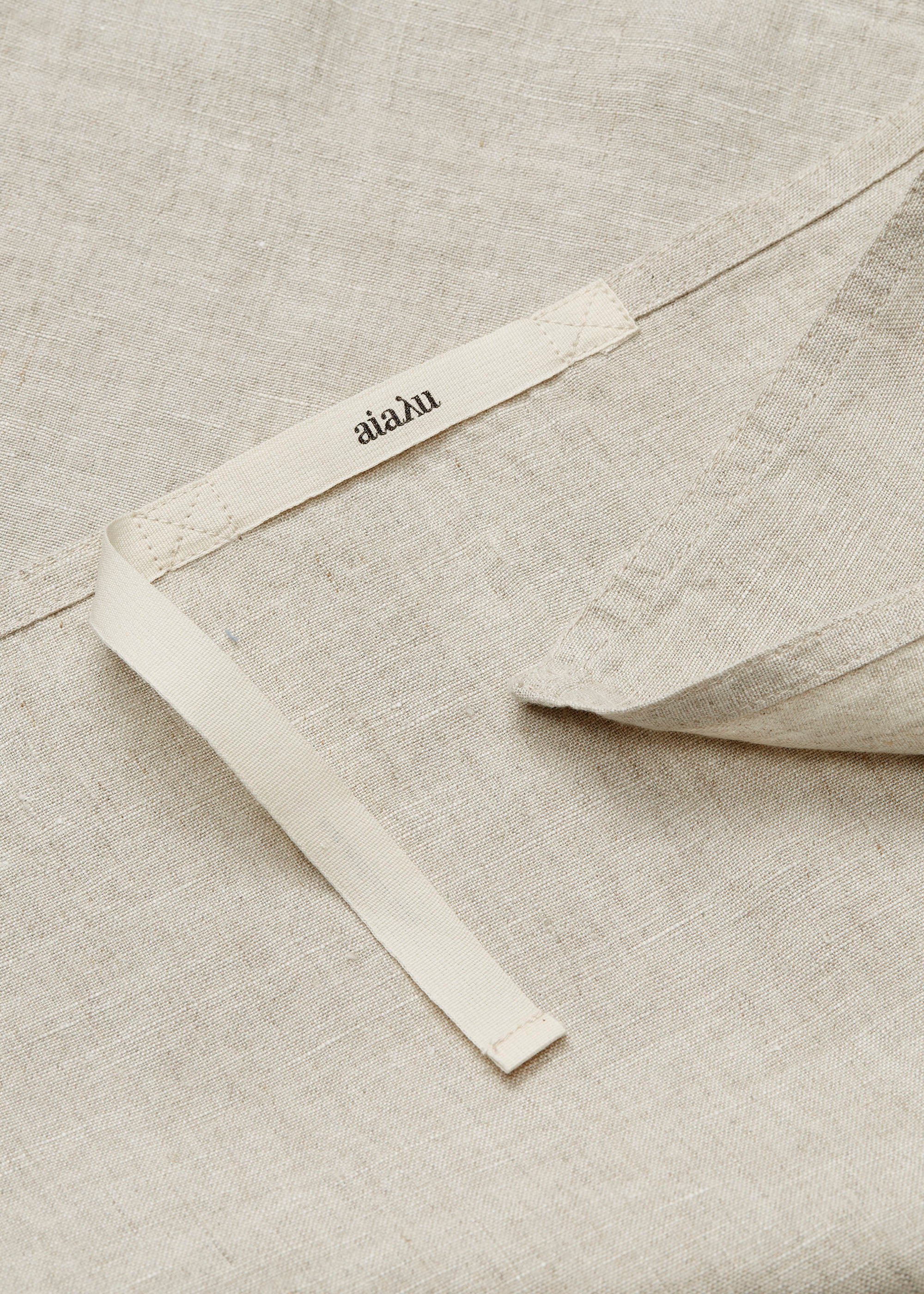 If your chosen colour starts with ‘Pure’ the material is 100% natural and undyed.