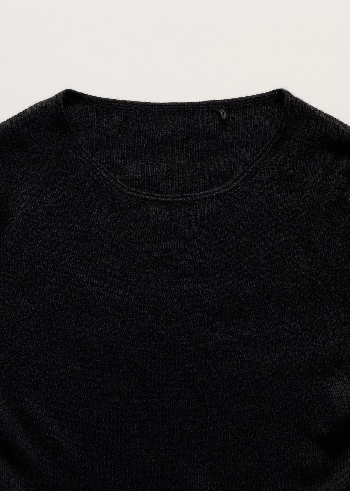 Madigan blouse – cashmere | Black Blouse aiayu