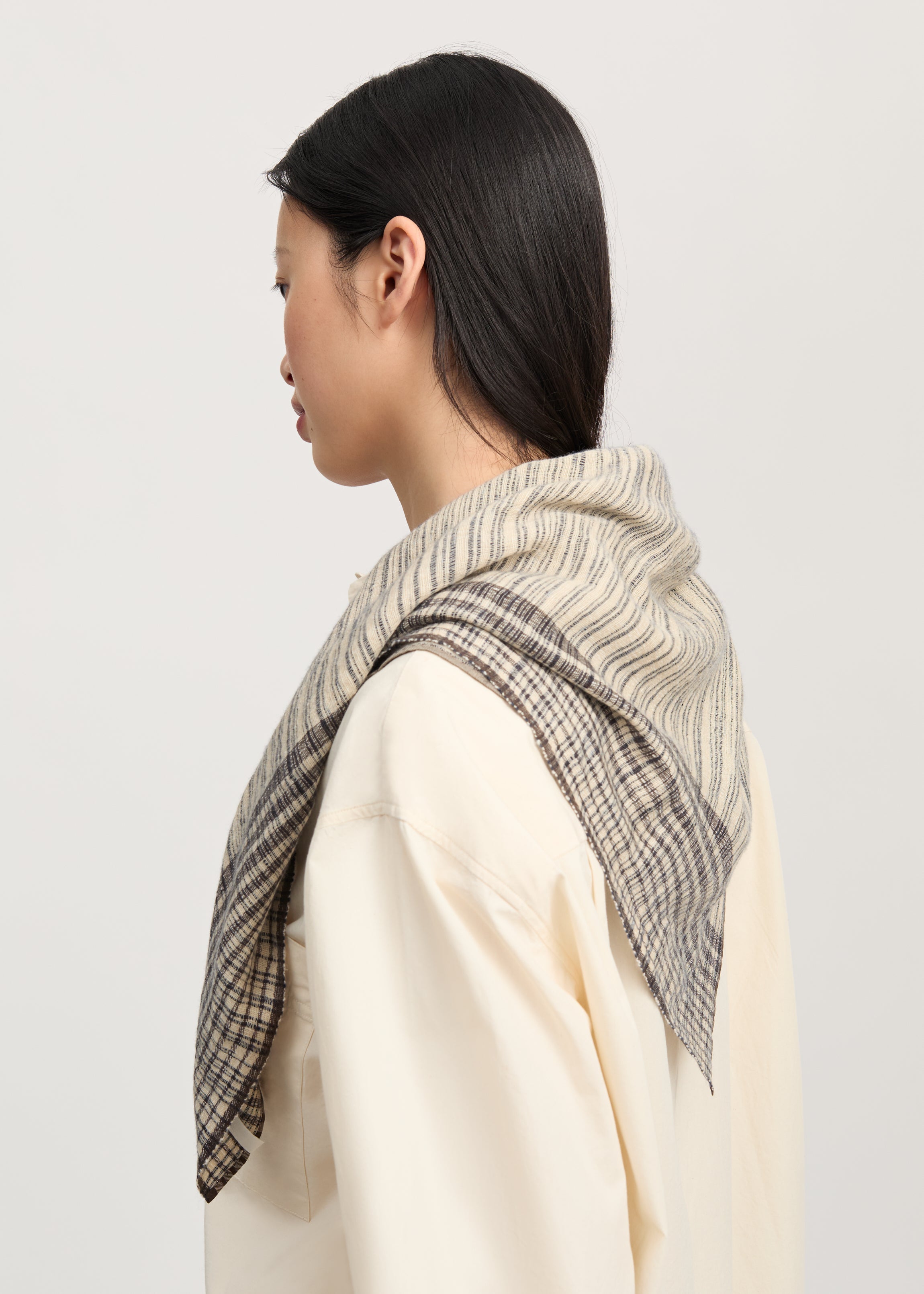 Riisan scarf – cashmere silk blend | Mix Navy Scarf aiayu