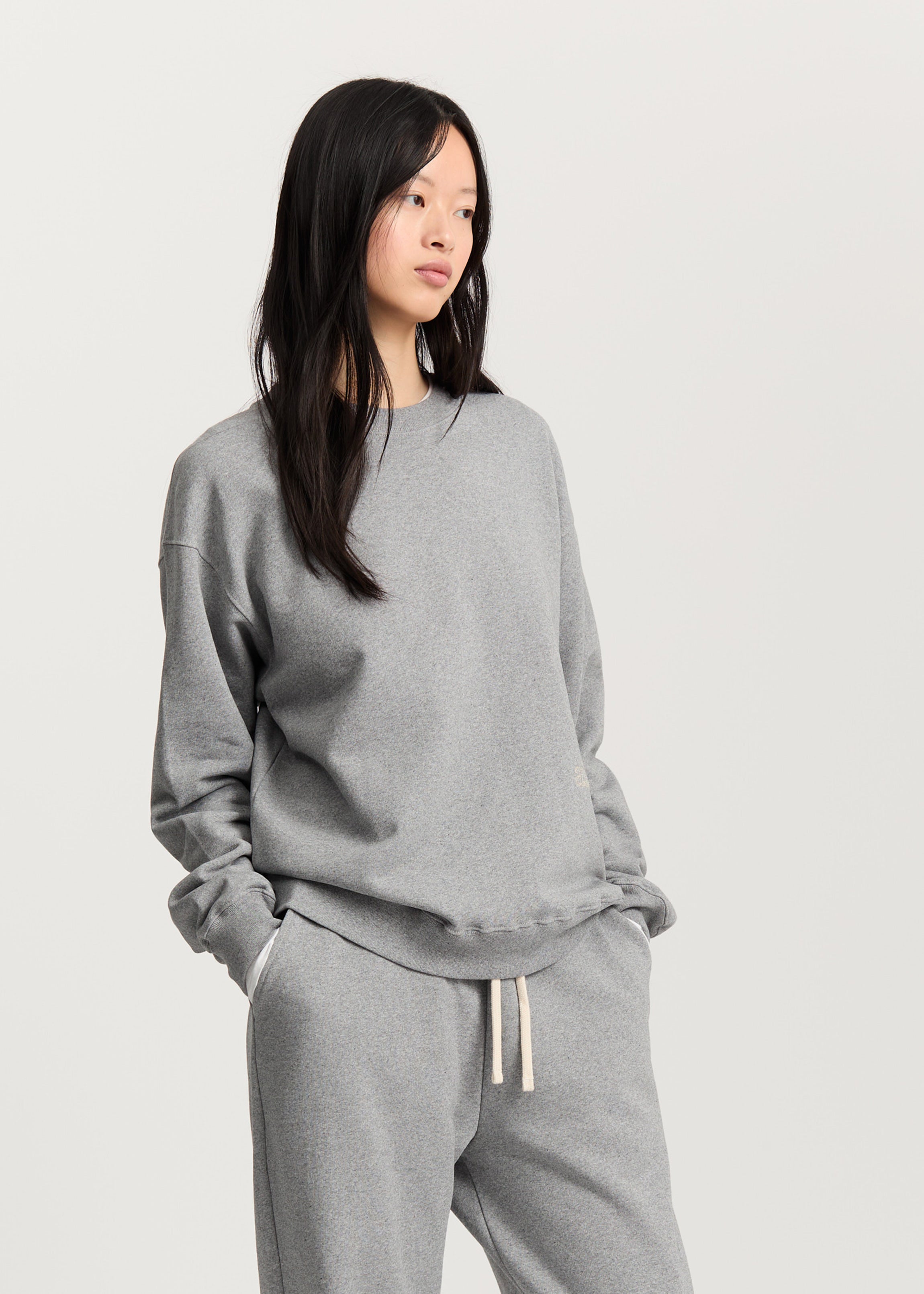 さく　acka shirt docking sweat グレー Perfectly Oversized Gymnastics Squad Crew Neck Sweatshirt